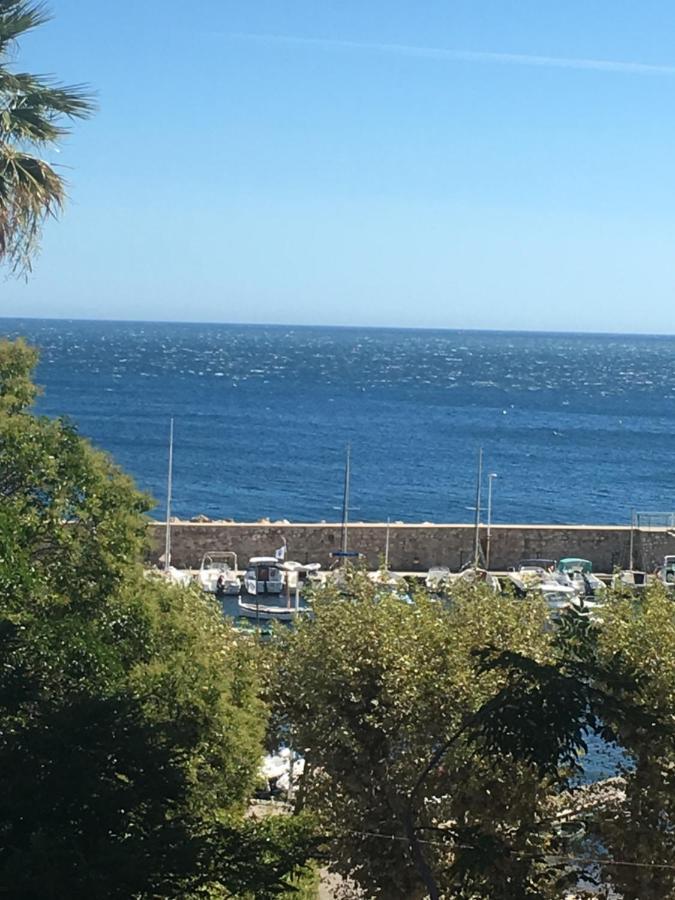 Goeland 3, Climatise, Wifi, Balcons Petite Vue Mer Laterale Au 3 Eme Etage Sans Ascenseur ตูลง ภายนอก รูปภาพ