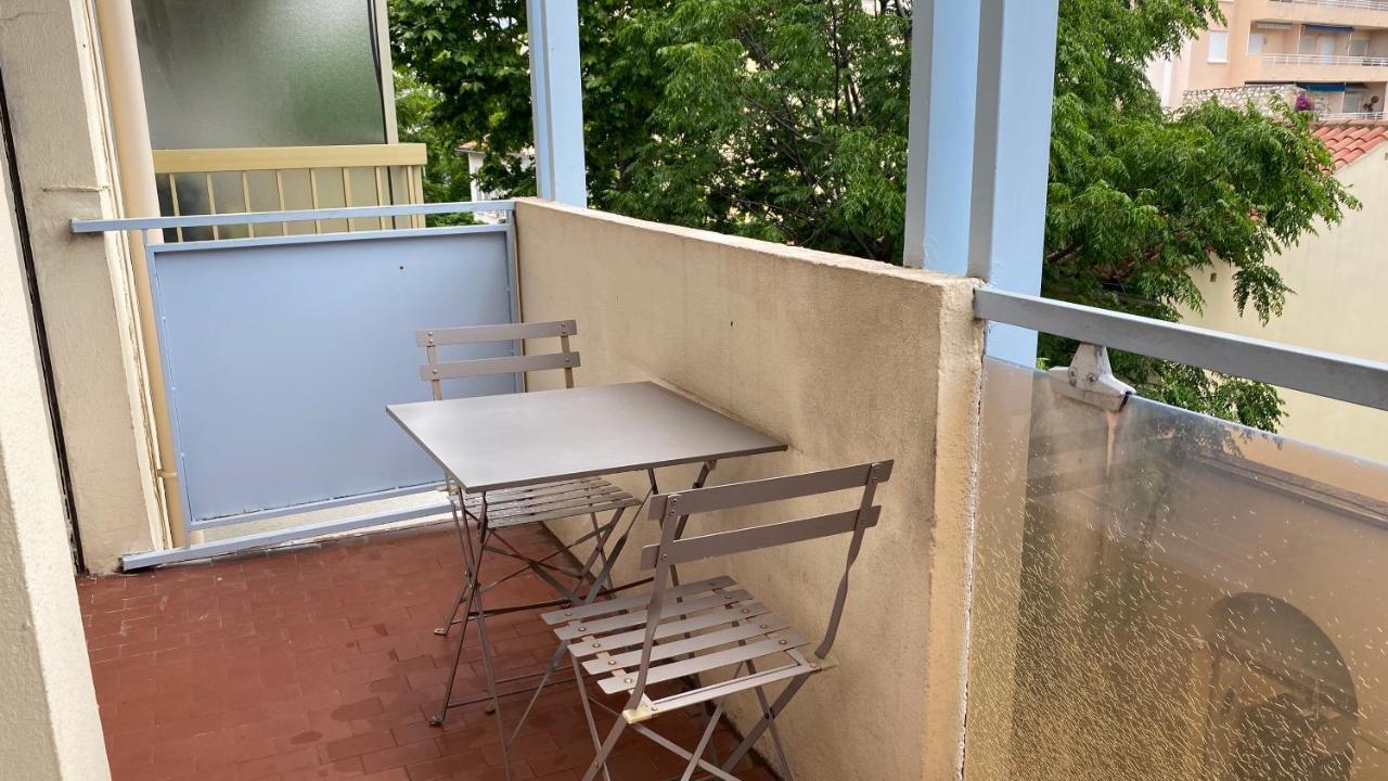 Goeland 3, Climatise, Wifi, Balcons Petite Vue Mer Laterale Au 3 Eme Etage Sans Ascenseur ตูลง ภายนอก รูปภาพ